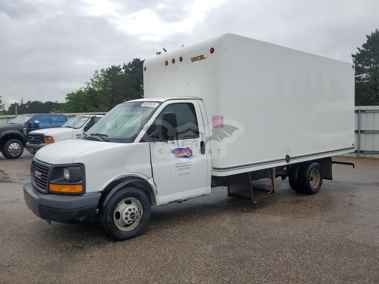 GMC Savana CUTAWAY G3500 6.0L 8 2015