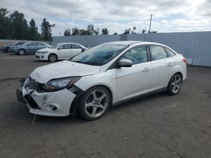 Ford Focus TITANIUM 2.0L 4 2014