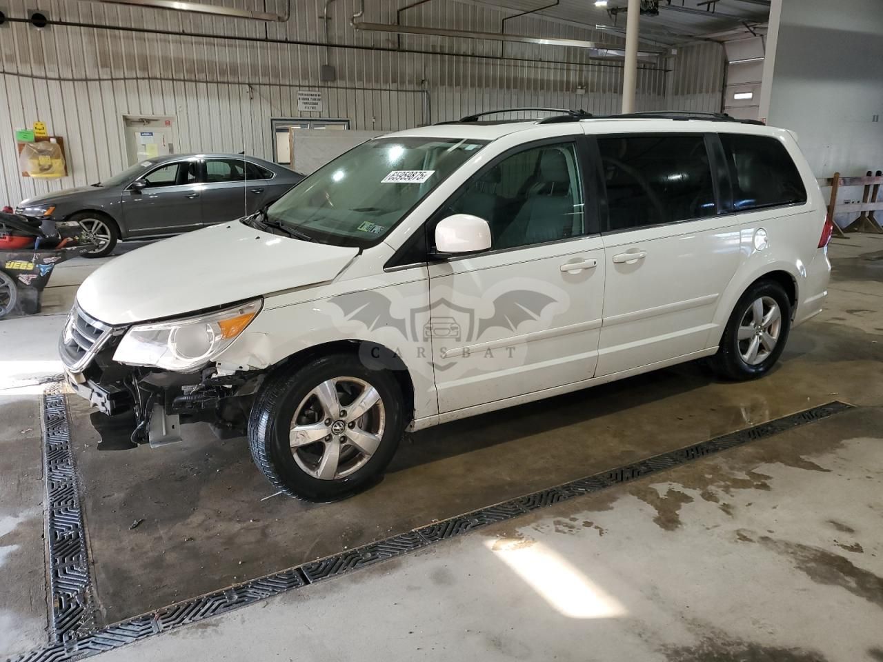 Volkswagen Routan SE 3.8L 6 2009