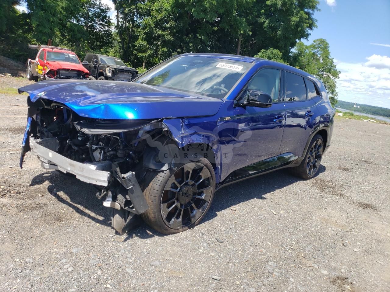BMW XM 4.4L 8 2024