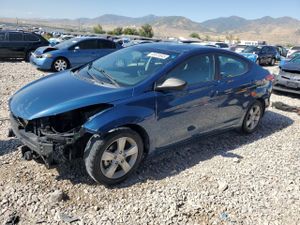 Hyundai Elantra GLS 1.8L 4 2013