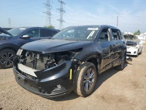 Toyota Highlander XLE 3.5L 6 2015