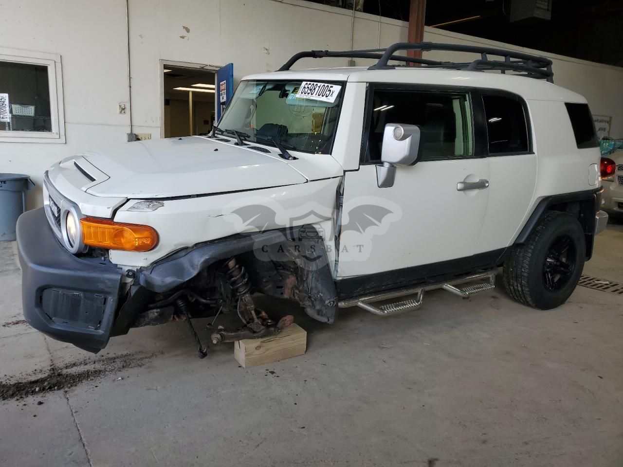 Toyota FJ Cruiser 4.0L 6 2014