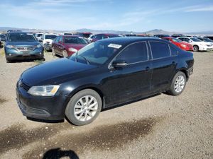 Volkswagen Jetta SE 2.5L 5 2011