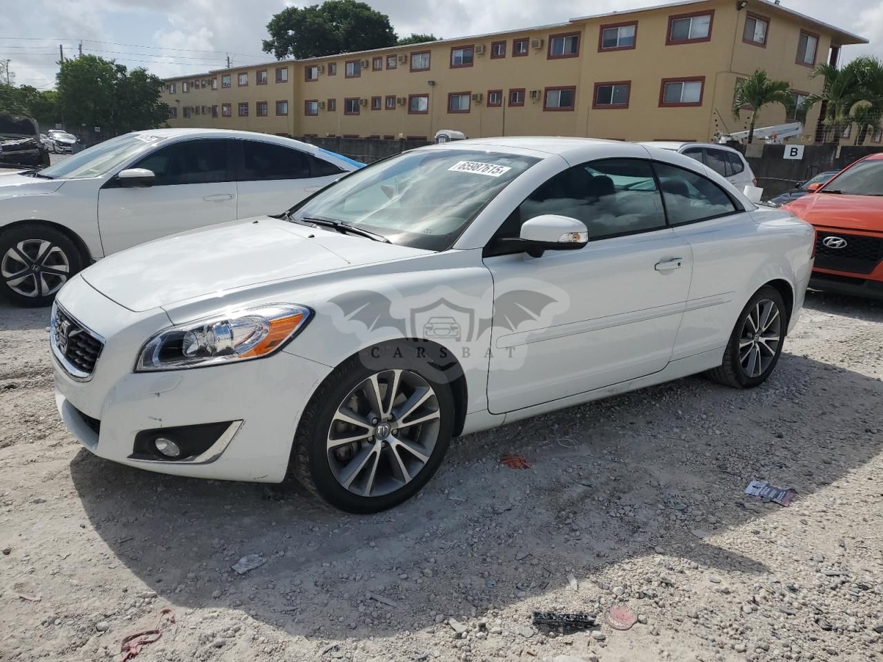 Volvo C70 T5 2.5L 5 2013