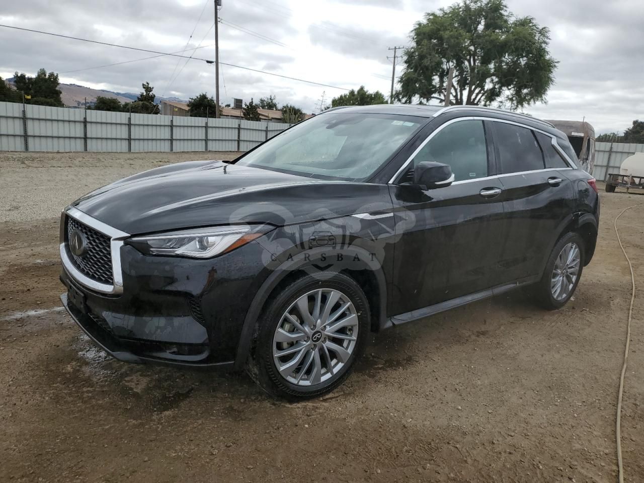 Infiniti QX50 LUXE 2.0L 4 2024