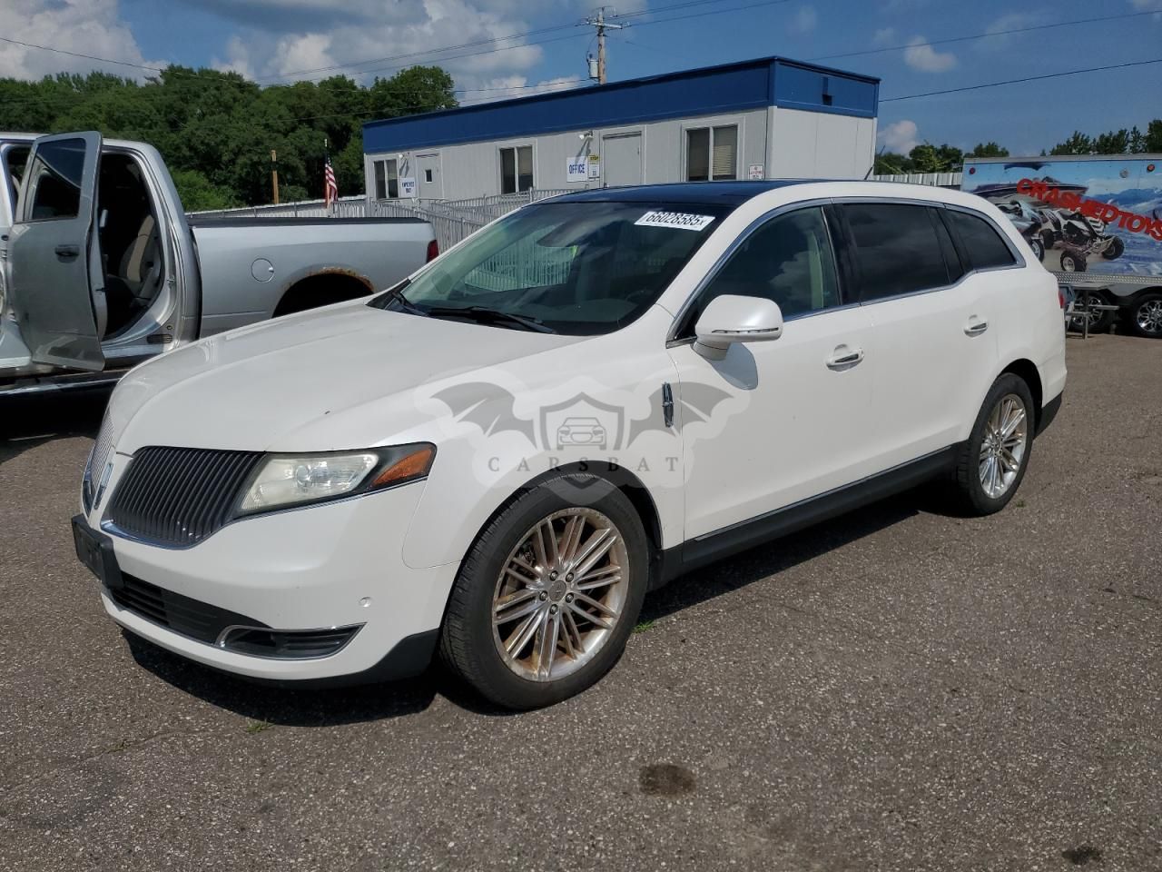 Lincoln MKT 3.5L 6 2013