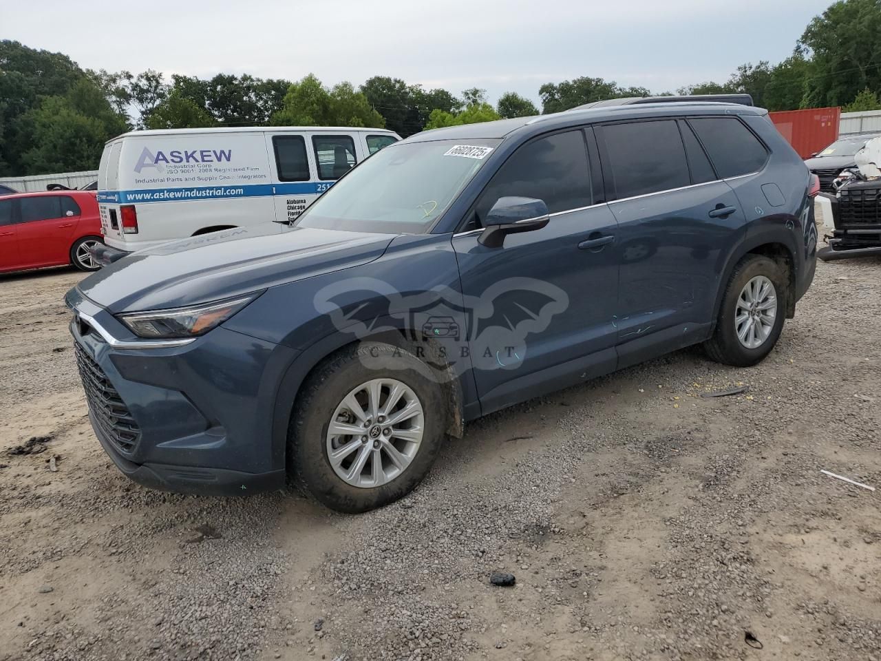 Toyota Grand Highlander XLE 2.4L 4 2024