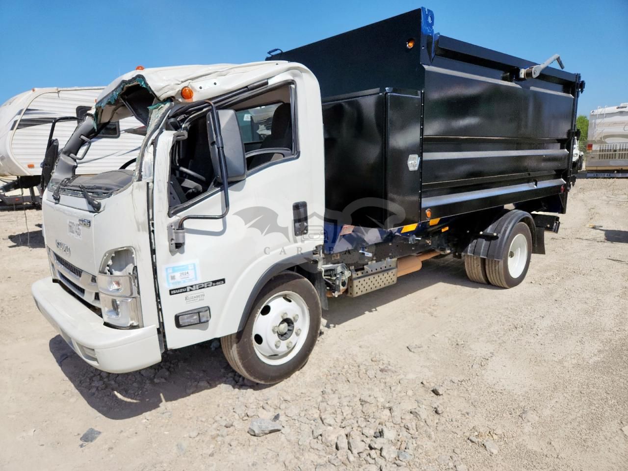 Isuzu NPR 6.6L 8 2023