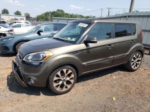 Kia Soul + 2.0L 4 2012
