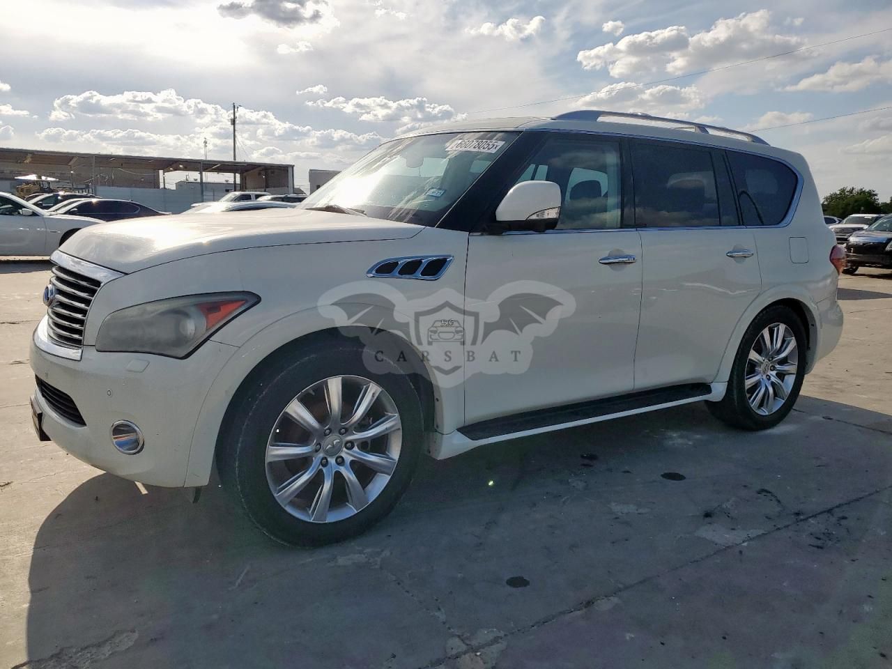 Infiniti QX80 5.6L 8 2014