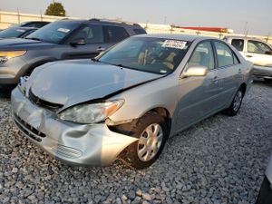 Toyota Camry LE 2.4L 4 2004