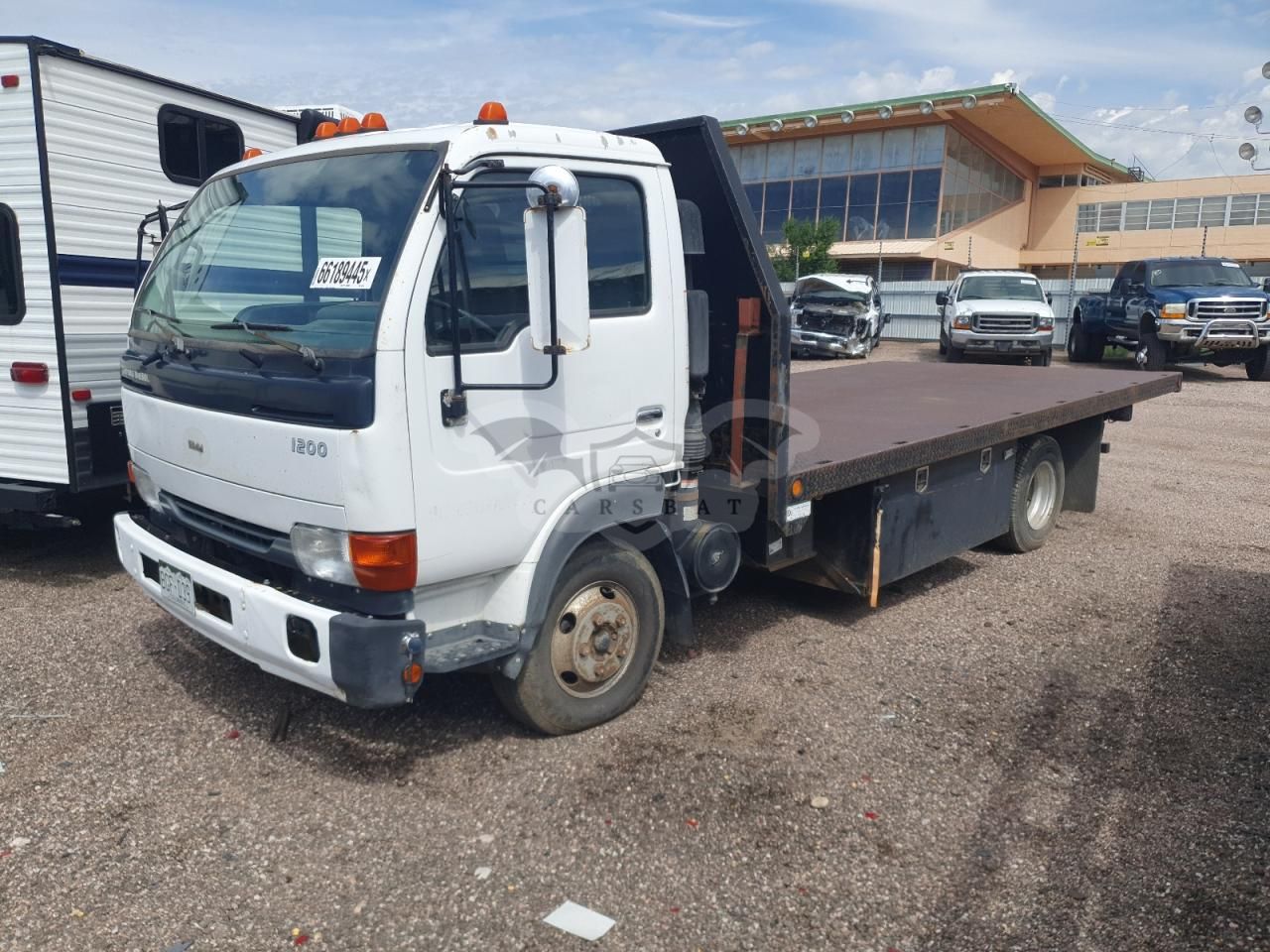 UD Trucks UD series 4.6L 4 2004
