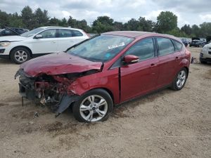 Ford Focus SE 2.0L 4 2014
