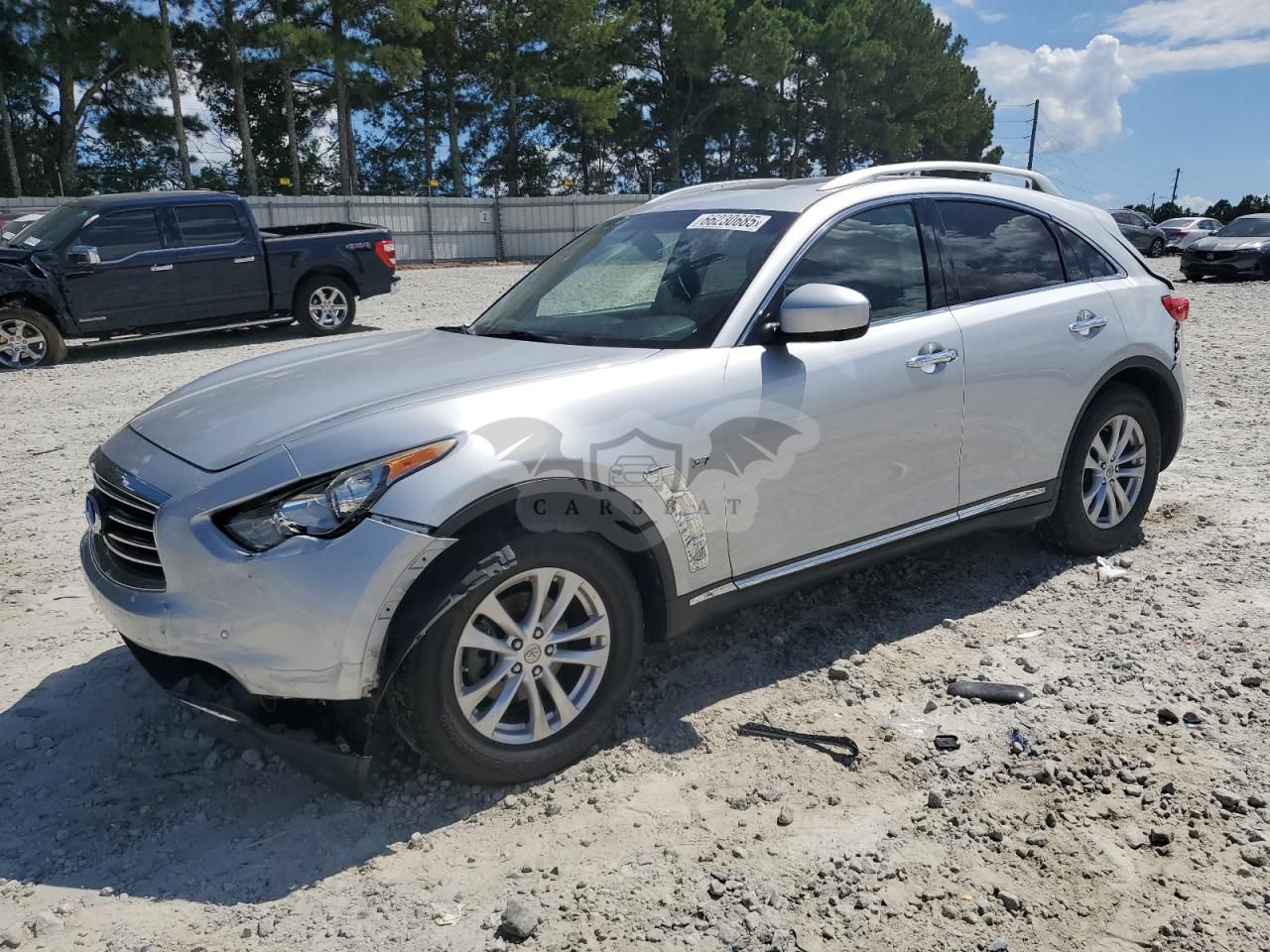 Infiniti QX70 3.7L 6 2015