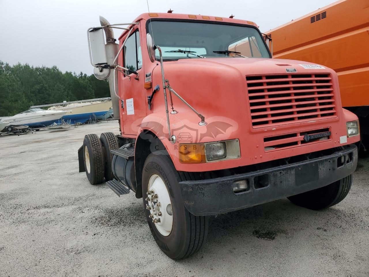 International TranStar / 8000 Series 8100 10.8L 6 2000