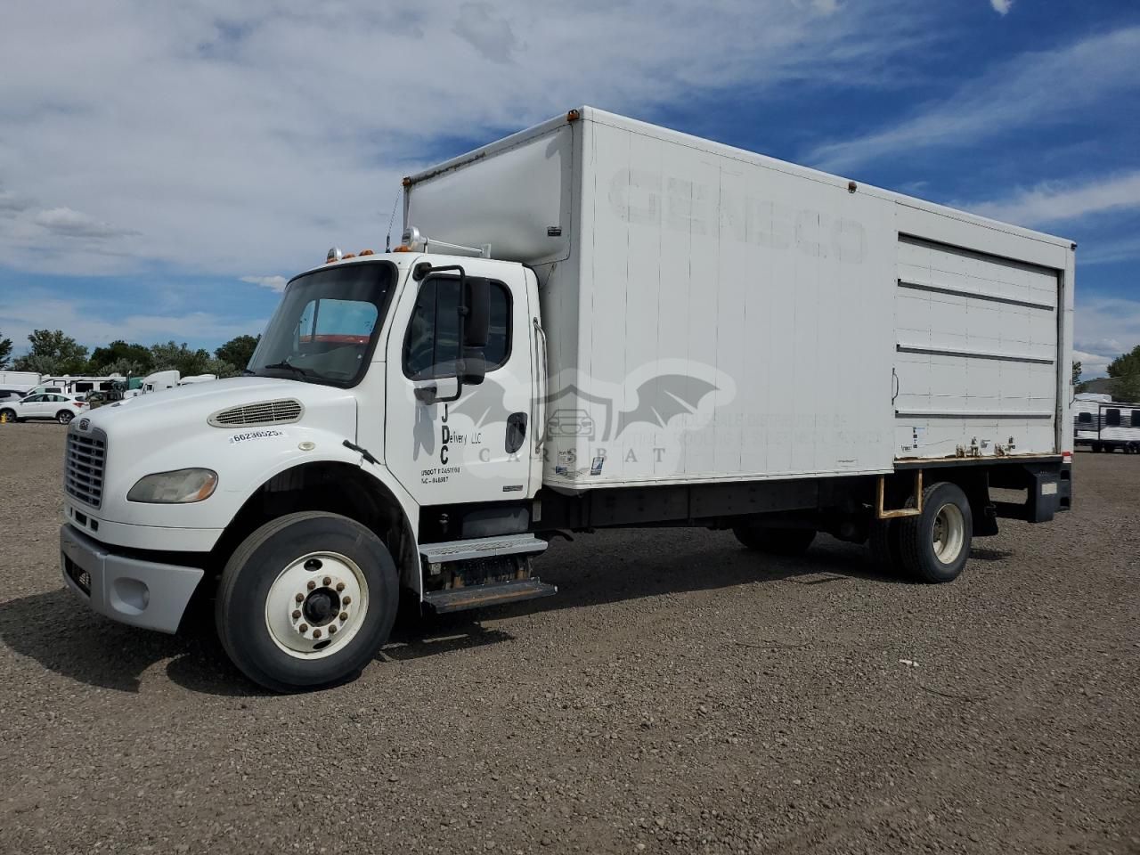 Freightliner Business Class M2 106 MEDIUM DUTY 8.3L 6 2008
