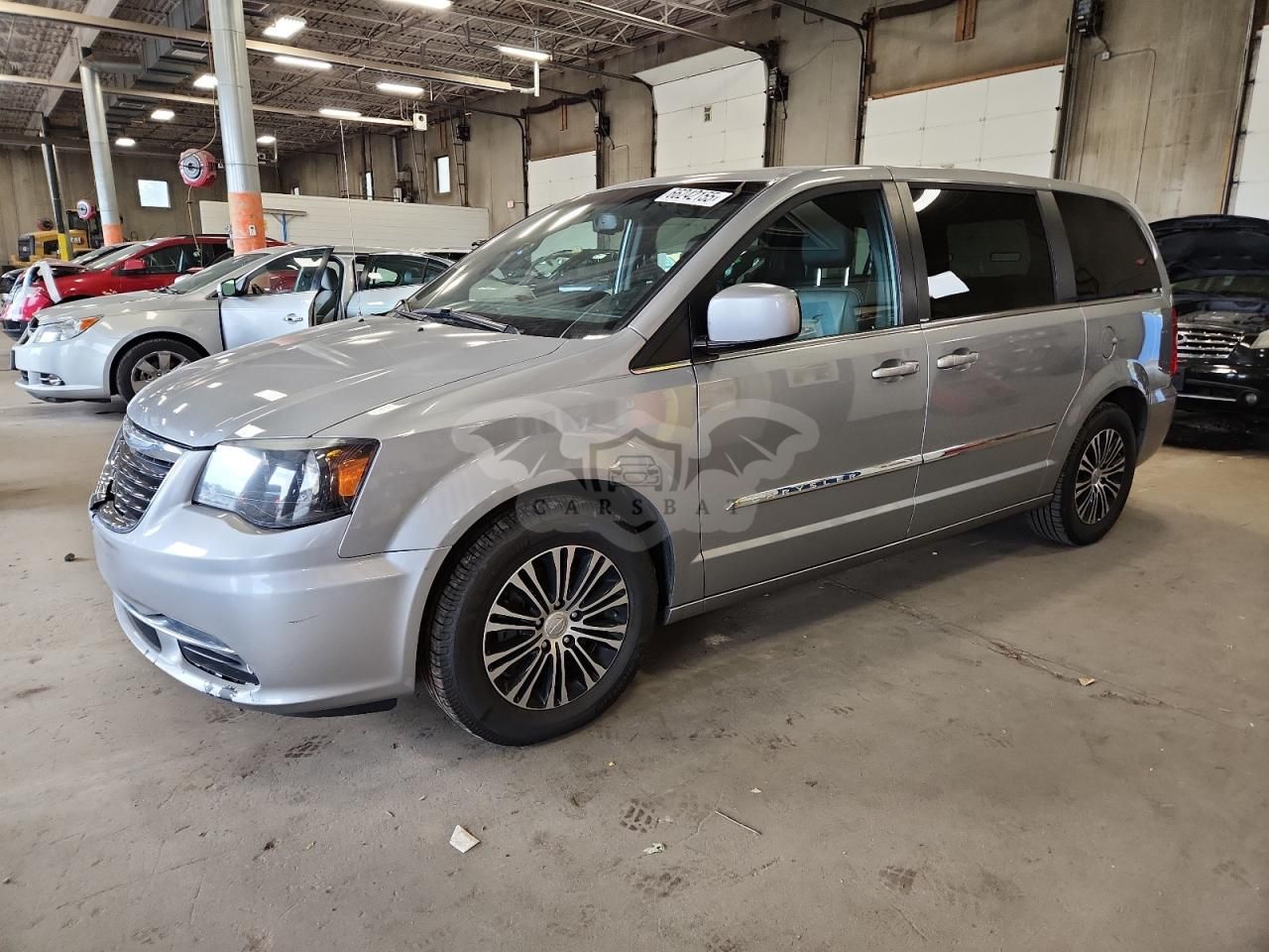 Chrysler Town & Country S 3.6L 6 2014