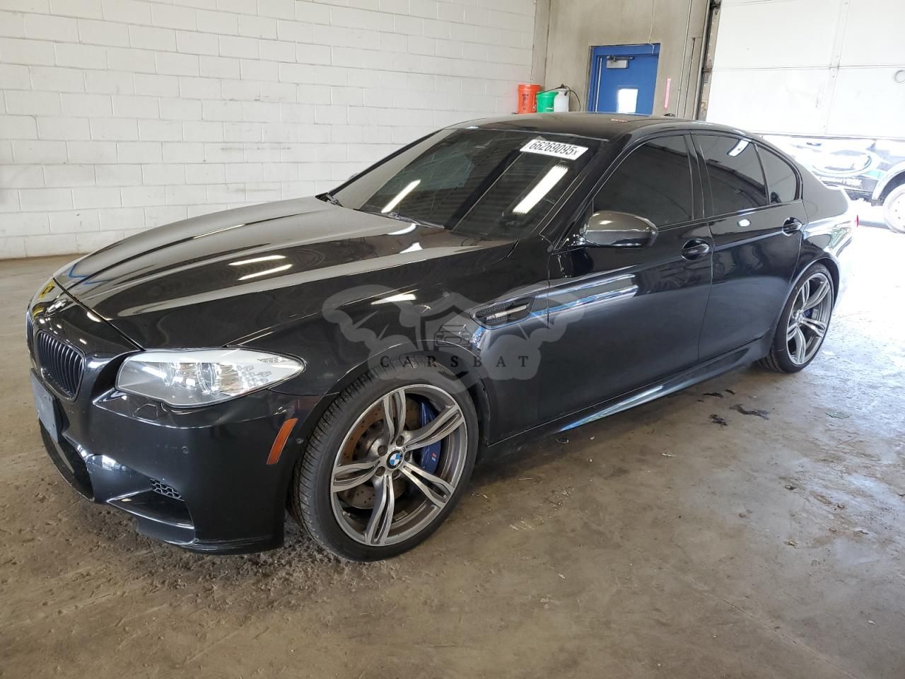 BMW M5 4.4L 8 2013
