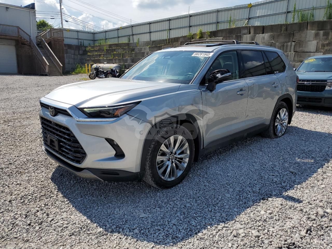 Toyota Grand Highlander XLE 2.4L 4 2024