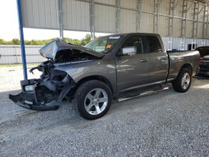 Dodge RAM 5.7L 8 2011