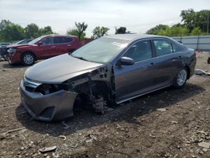 Toyota Camry L 2.5L 4 2014