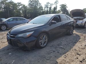 Toyota Camry LE 2.5L 4 2015