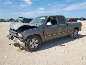 Chevrolet Silverado 1500 C1500 5.3L 8 1999