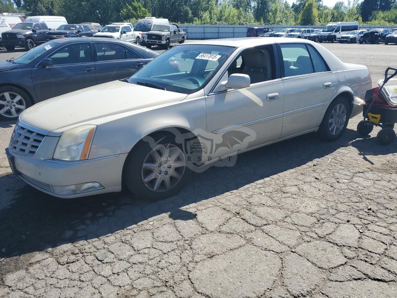 Cadillac DTS PREMIUM COLLECTION 4.6L 8 2011