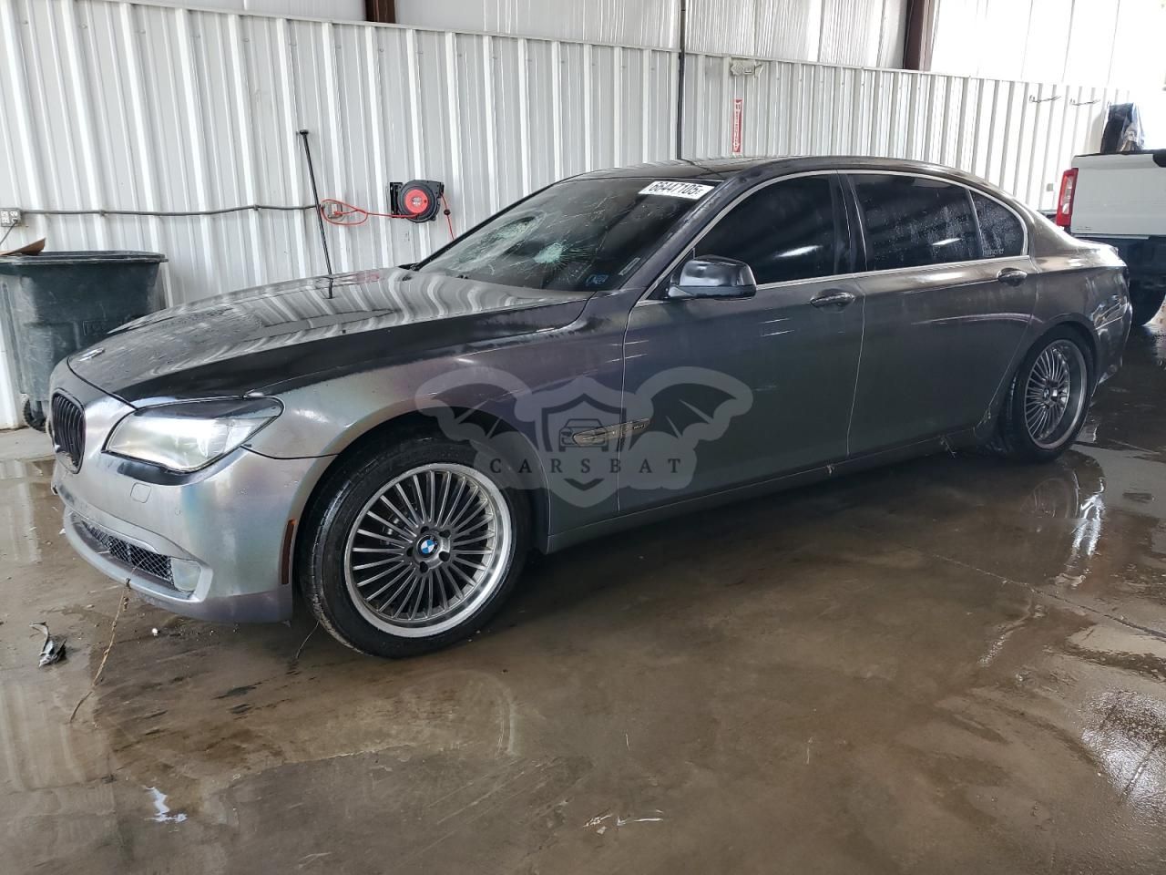 BMW 7 Series LXI 4.4L 8 2011