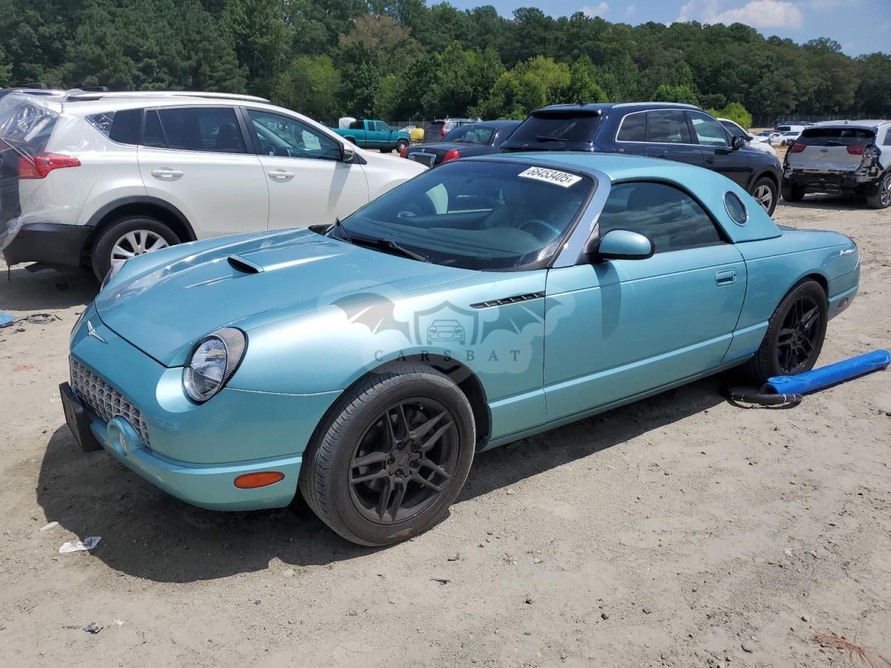 Ford Thunderbird 3.9L 8 2002