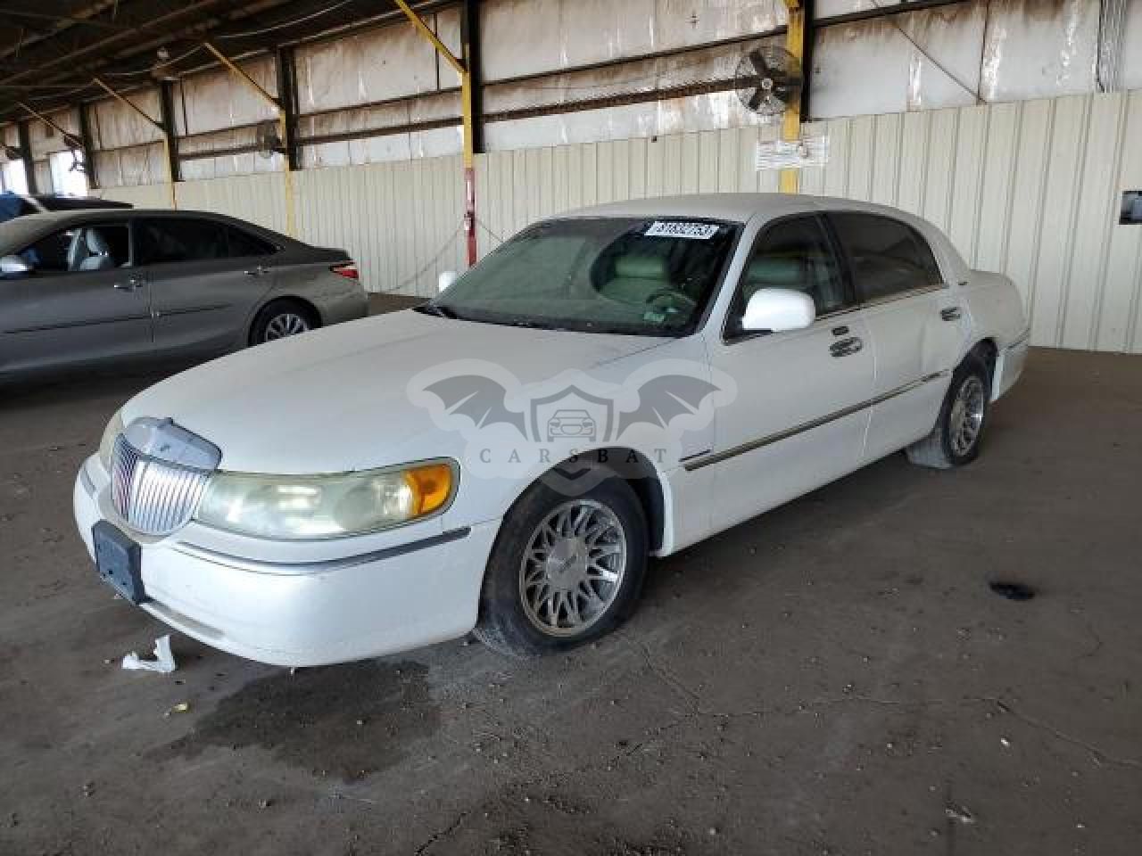 Lincoln Town Car SIGNATURE 4.6L 8 2002