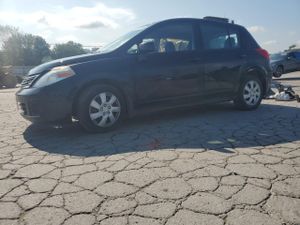 Nissan Versa S 1.8L 4 2011