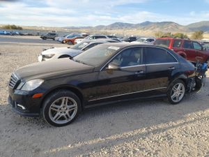 Mercedes-Benz E 550 4MATIC 5.5L 8 2011