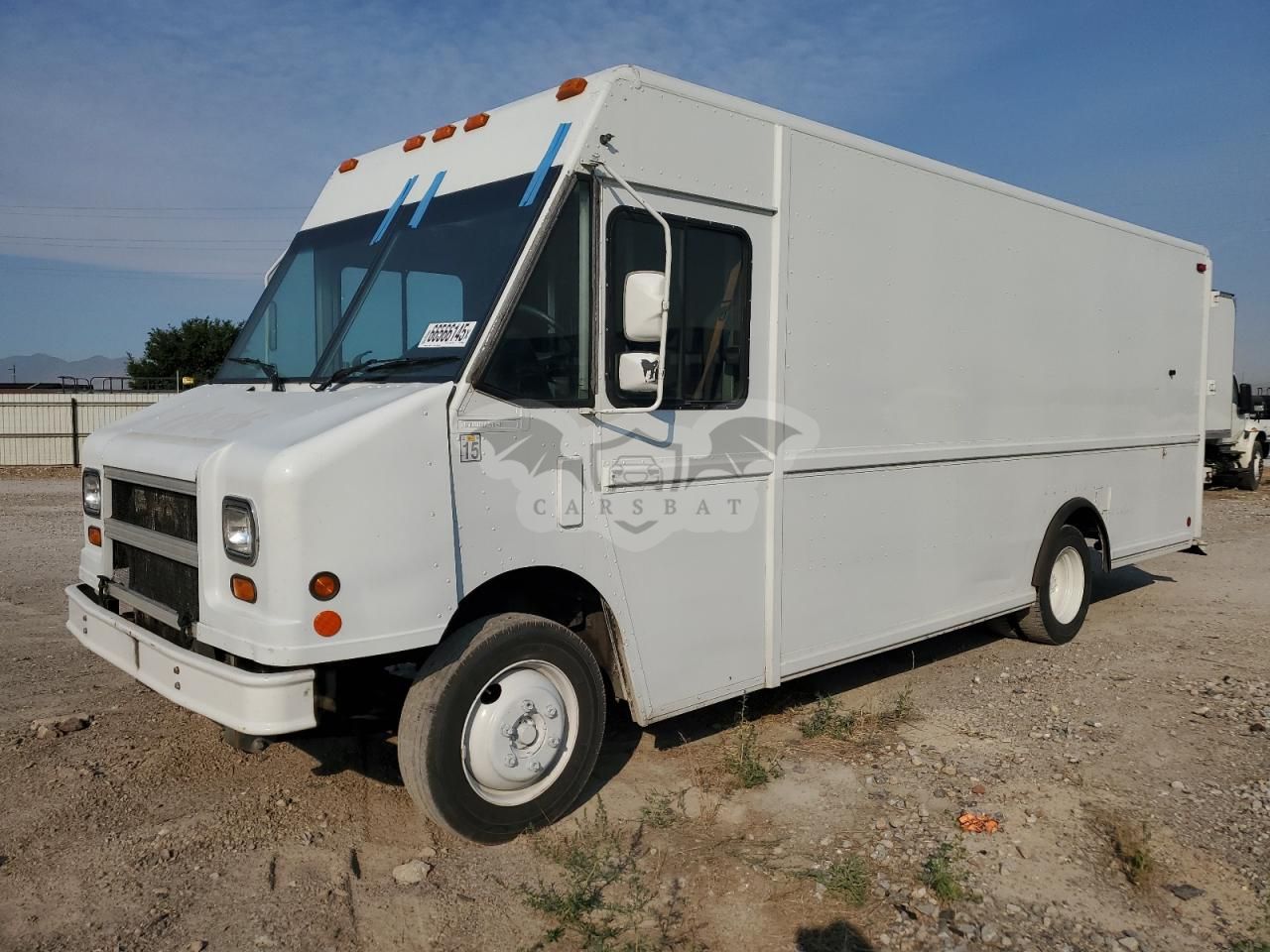 Freightliner Business Class M2 M LINE WALK-IN VAN 4.3L 4 2003