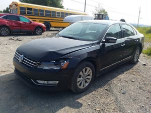 Volkswagen Passat S 2.0L 4 2014