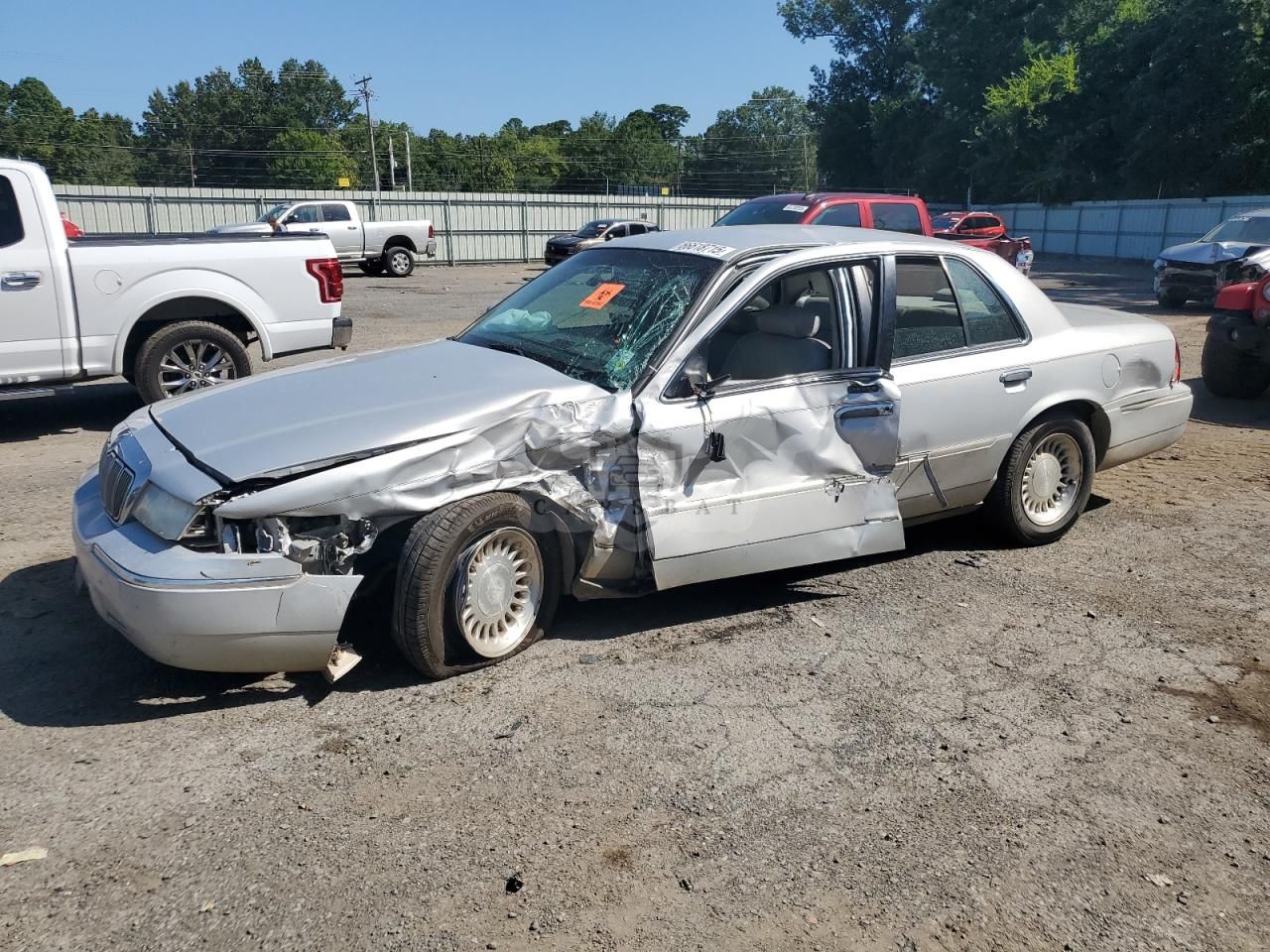Mercury Grand Marquis LS 4.6L 8 1999