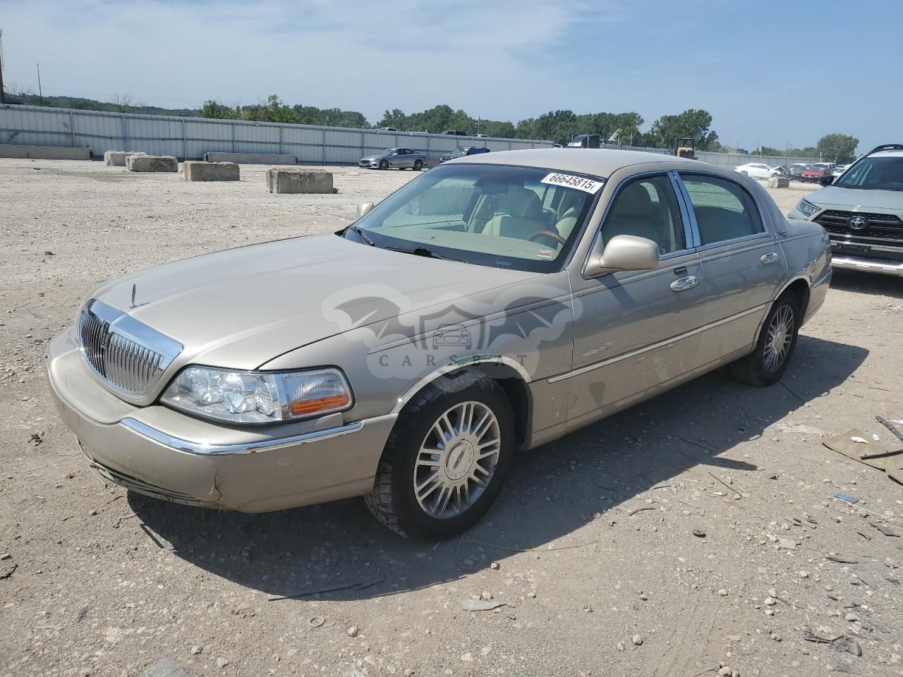Lincoln Town Car SIGNATURE LIMITED 4.6L 8 2008