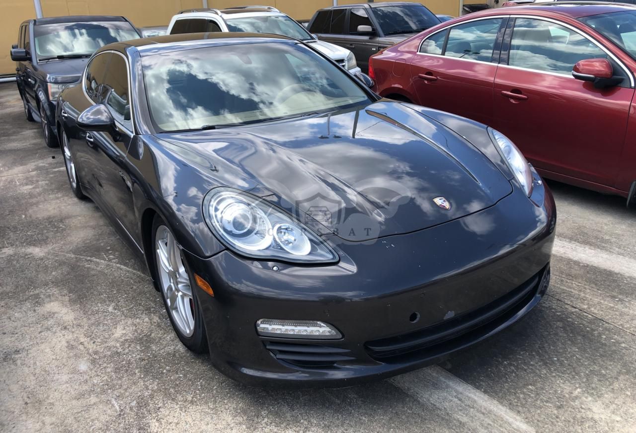 Porsche Panamera S HYBRID 3.0L 6 2012