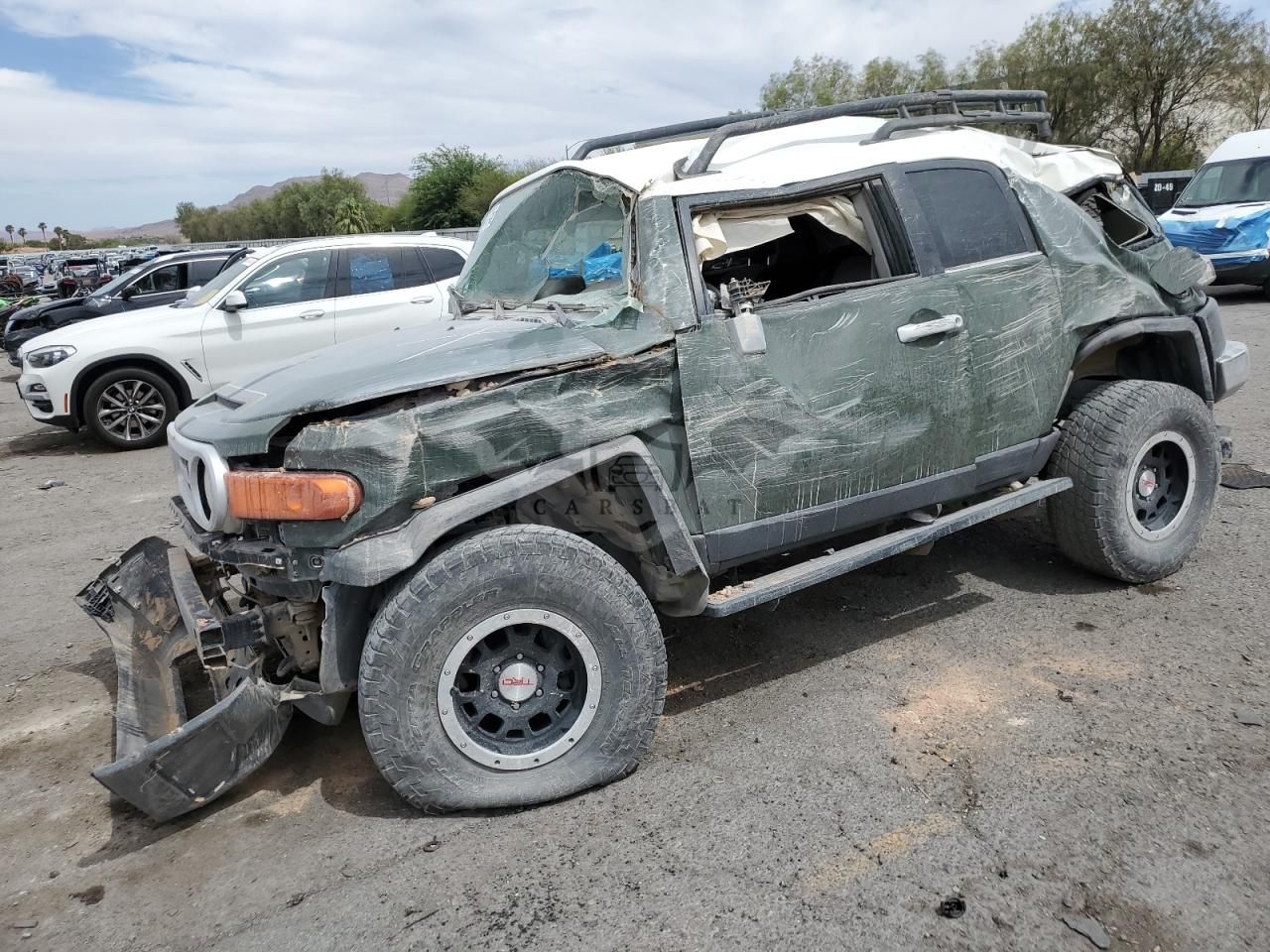 Toyota FJ Cruiser 4.0L 6 2013