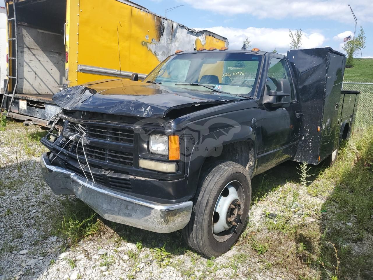 Chevrolet C/K 3500 C3500-HD 8.1L 8 2002