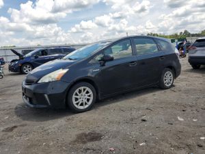 Toyota Prius 1.8L 4 2014