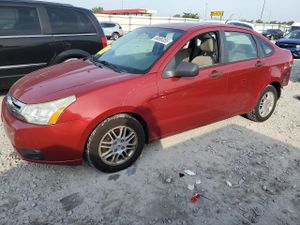 Ford Focus SE 2.0L 4 2010