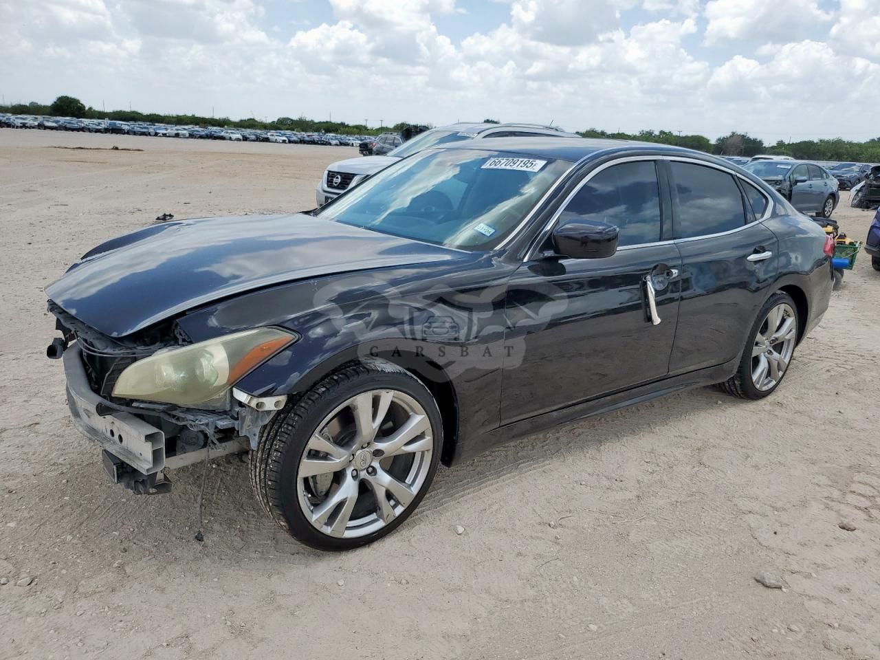 Infiniti M37 3.7L 6 2011