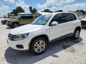 Volkswagen Tiguan S 2.0L 4 2012
