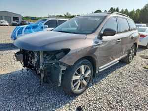 Nissan Pathfinder S 3.5L 6 2015
