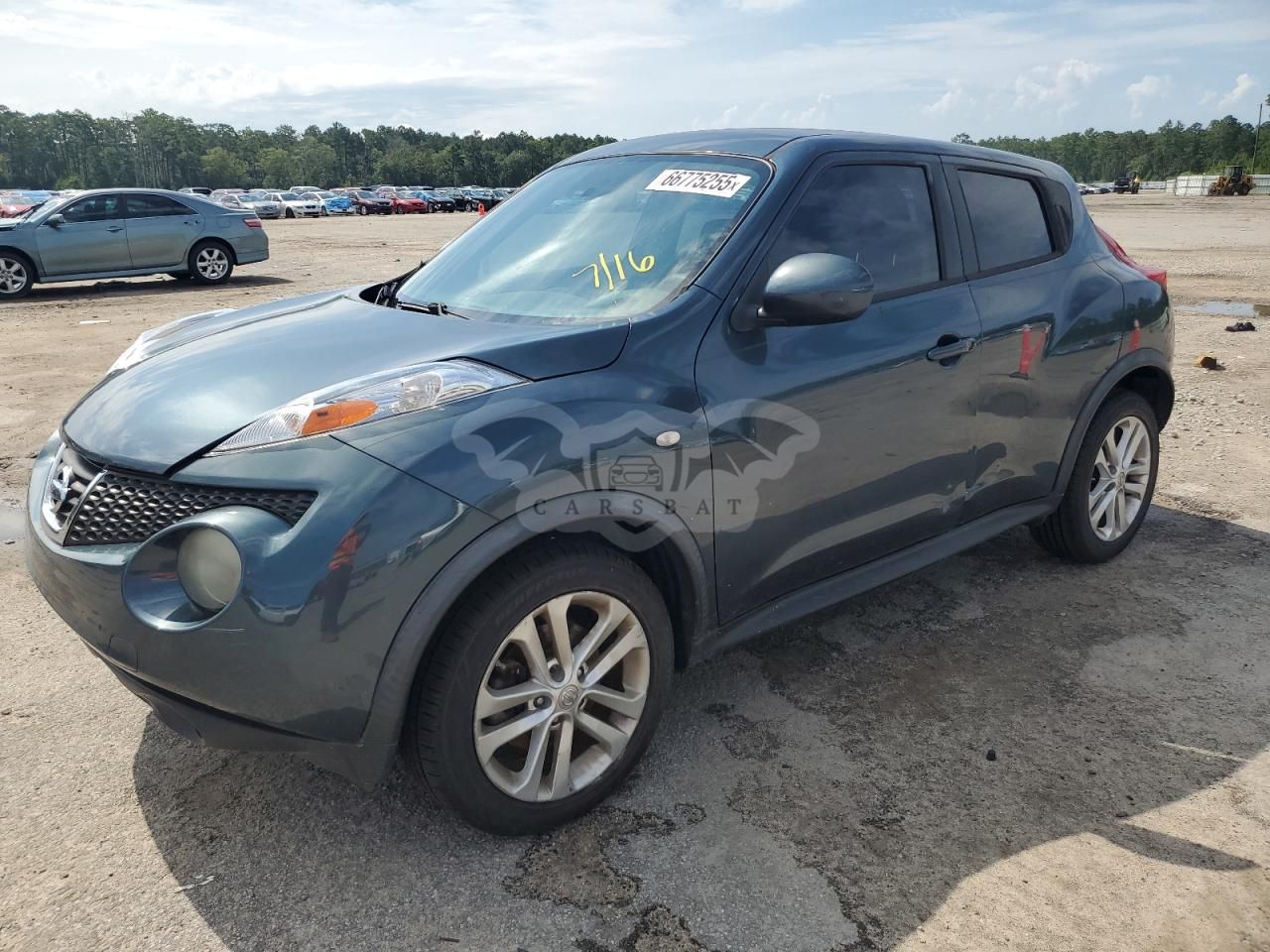 Nissan Juke S 1.6L 4 2013