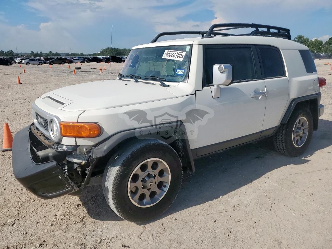 Toyota FJ Cruiser 4.0L 6 2012