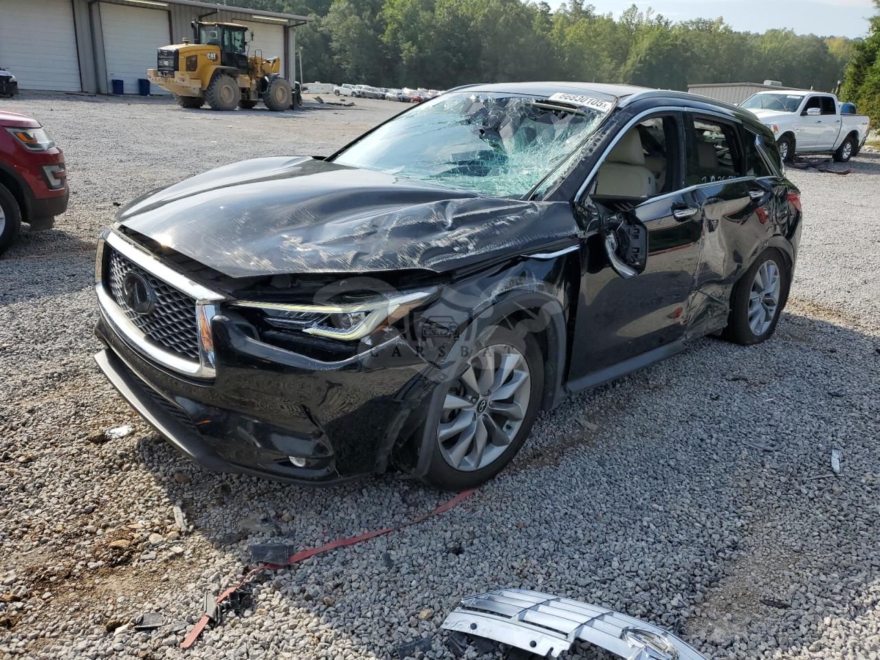 Infiniti QX50 ESSENTIAL 2.0L 4 2019