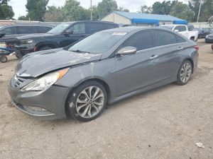Hyundai Sonata SE 2.4L 4 2014